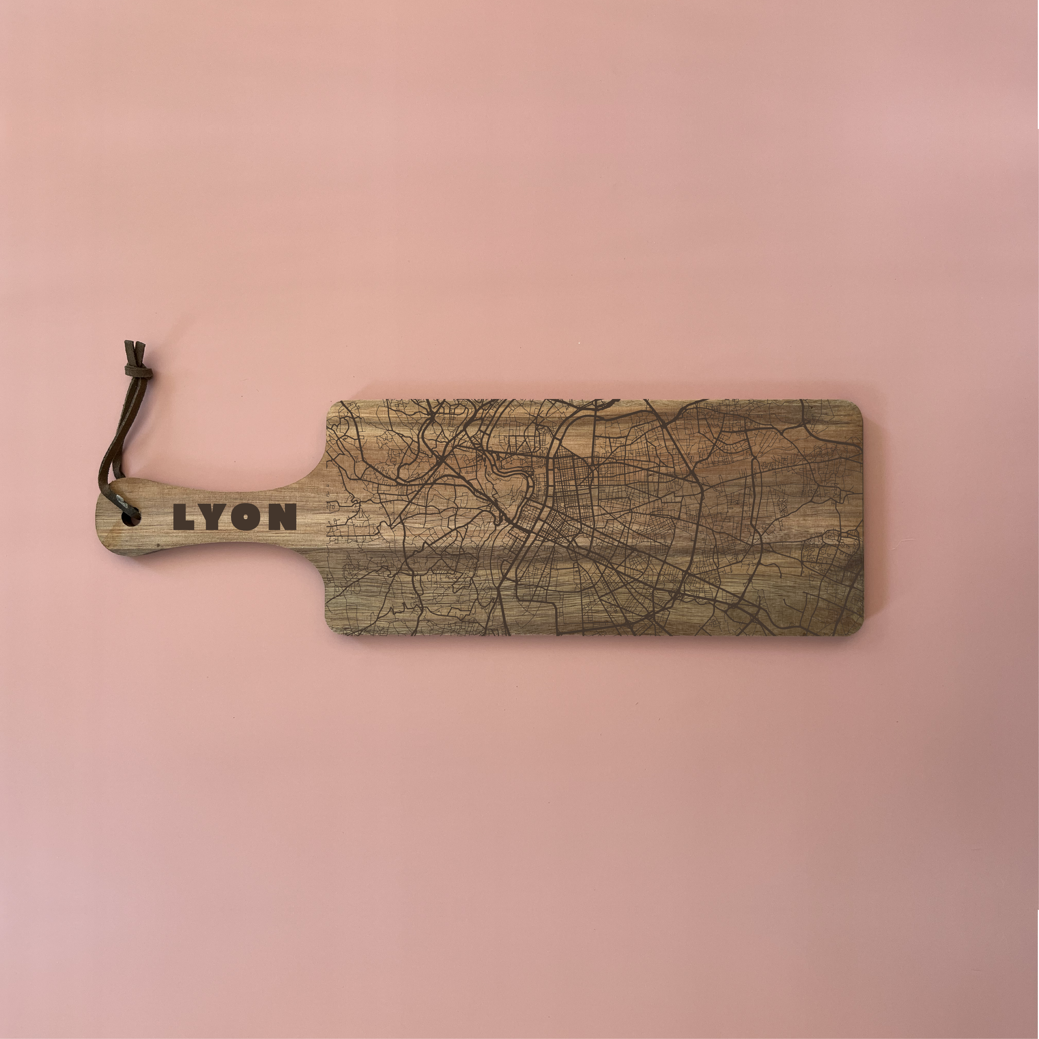 Planche Apéro TAVELA - Gravure Personnalisée Carte de la Ville